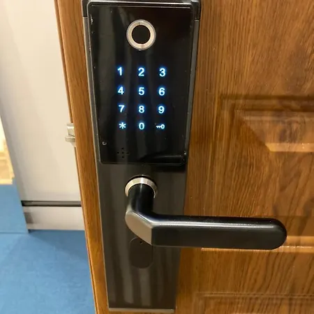 Duo 2 Debniki Modern Near Old Town Fast Wi-fi Self Check-in *
